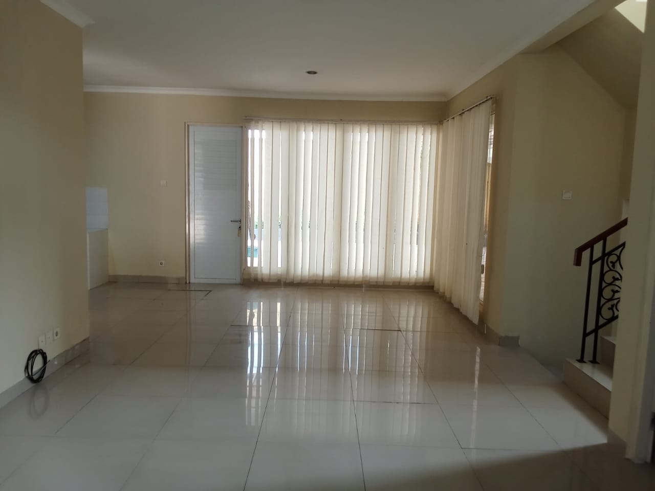 Disewakan Rumah di Cluster Oakwood Lippo Cikarang
